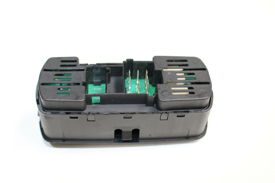 A0055451713 Commutateur de fenêtre d'alimentation Pour le camion Mercedes Benz OEM A0035450113 A0025450113
