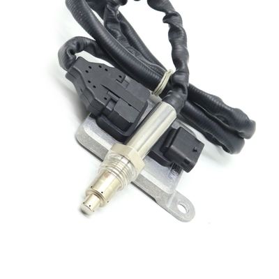 5WK96683 12V W164 Mercedes Nox Sensor A0009052900 Une année de garantie