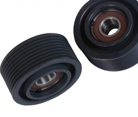 Acier automatique 0.7KG C3936213P de poulie de tendeur de courroie de voiture de JCB 3CX Komastu 6D114